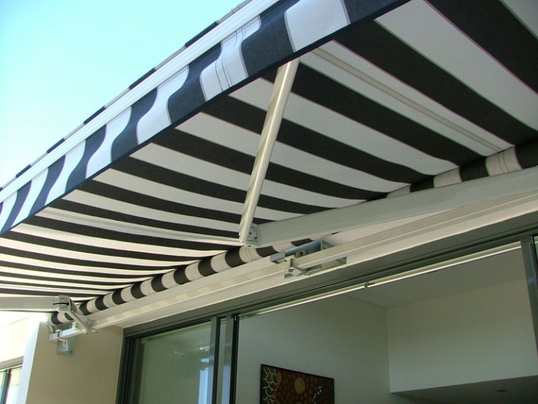 Retractable Awnings - Sydney's Favourite Supplier of Retractable ...